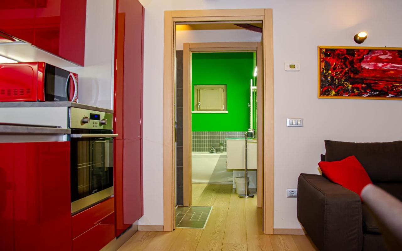 Holiday House Viola Tirano Kültér fotó